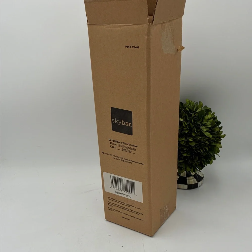 Williams Sonoma Skybar Wine Traveler - Dark Gray